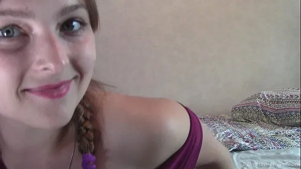 Zobraziť Fat White Girl Tries Her Luck Camming napájaciu trubicu