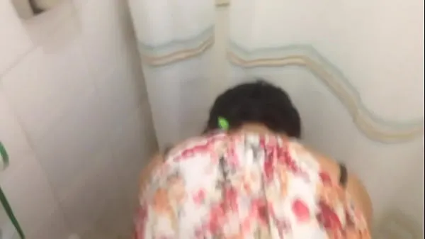 显示Fucking my housekeeper in my house's Bathroom功率管