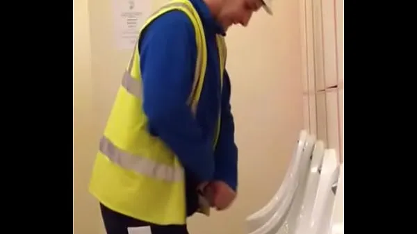 Show hot worker pissing power Tube