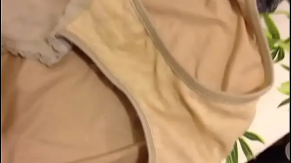 Masturbating with my sister-in-law's dirty clothes पावर ट्यूब दिखाएँ