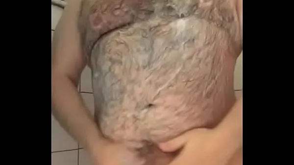 Afficher COURONNE POILUTE PERSONNALISÉE PRENANT LE BAIN ET PERÇANT LE PUNHETAtube de puissance