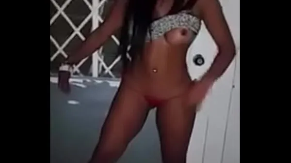 Pokaż Cali model Kathe Martinez detained by the police strips naked lampę zasilającą