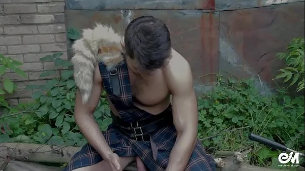 Show Cute shirtless guy in scottish kilt playing with cock after hard work power Tube