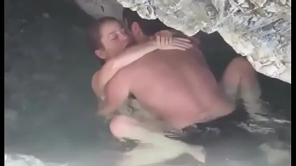 Εμφάνιση A couple porn in cave link full HD power Tube