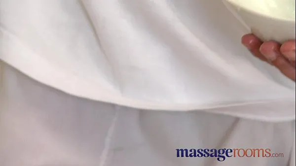 Pokaż Massage Rooms Mature woman with hairy pussy given orgasm lampę zasilającą
