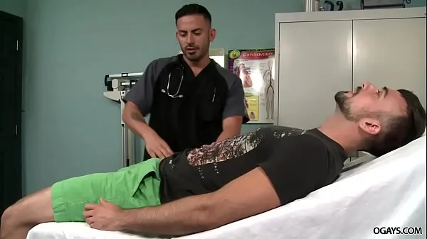 Show Gay doc makes his patient hard power Tube
