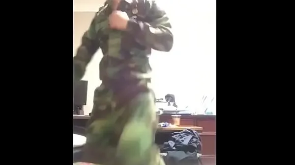 عرض Korean soldier cum أنبوب الطاقة