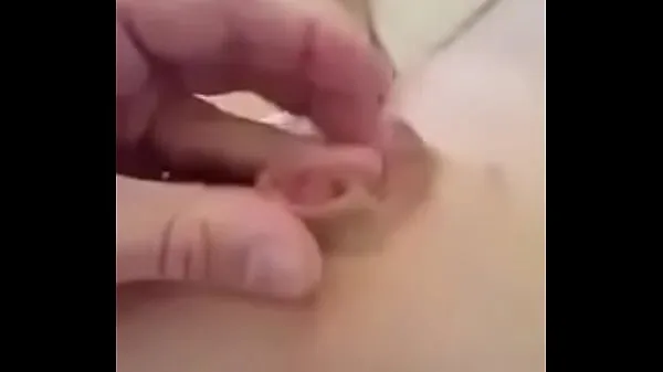Tampilkan The smallest penis in the world and drops semen Tabung listrik