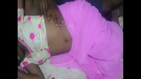 Desi hot pink saree aunty fleshy navel kissing Güç Tüpünü göster