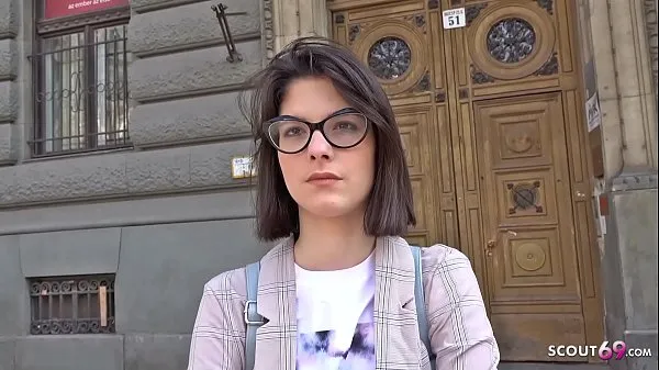 GERMAN SCOUT - Teen Sara Talk to Deep Anal Casting पावर ट्यूब दिखाएँ