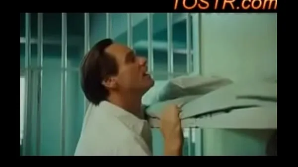 Mostrar Un conocido actor americano follándose por el culo a un tíotubo de alimentación