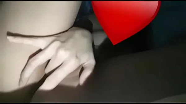 Zobrazit Argentinian girl touches herself for me napájecí trubici
