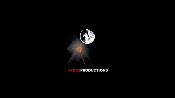 Afficher Pegas Productions - Un Photoshoot qui vire en plan cultube de puissance