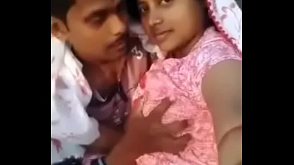 Mostrar desi casal romance com namorado tubo de potência