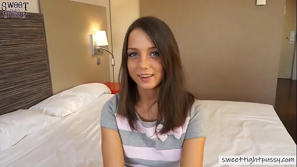 Toon Teen Babe First Anal Adventure Goes Really Rough eindbuis