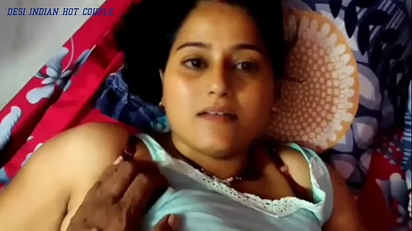 عرض Kavita made her fuck by calling her lover at home alone أنبوب الطاقة