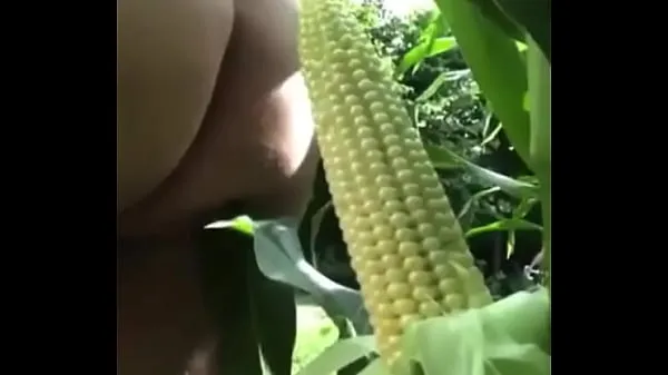 Zobrazit Corn dildo fuck napájecí trubici