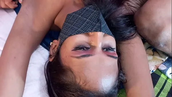 Pokaż Desi natural first night hot sex two Couples Bengali hot web series sex xxx porn video ... Hanif and Popy khatun and Mst sumona and Manik Mia lampę zasilającą