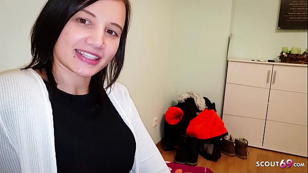 Mutasd a Fuck at First Date - German Skinny Teen Pickup for Rough Amateur Fuck tápvezetéket