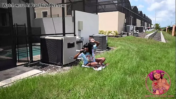 Latino and Ebony Lesbian Outdoor Pussy Eating And Fucking 파워 튜브 표시