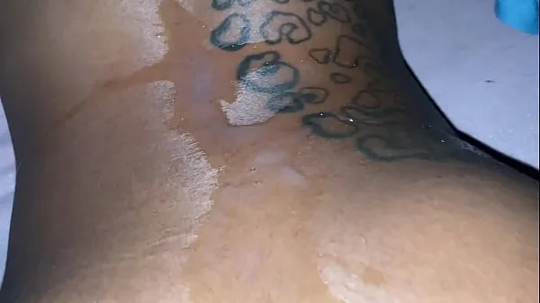 Visa Quickie to Squirt nut on her tattoos kraftrör